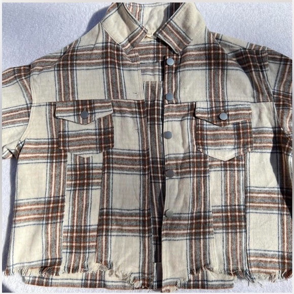 Altar'd State Tops - Altr'd State Cream and Brown Plaid Cropped Flannel Jacket with Frayed Hem